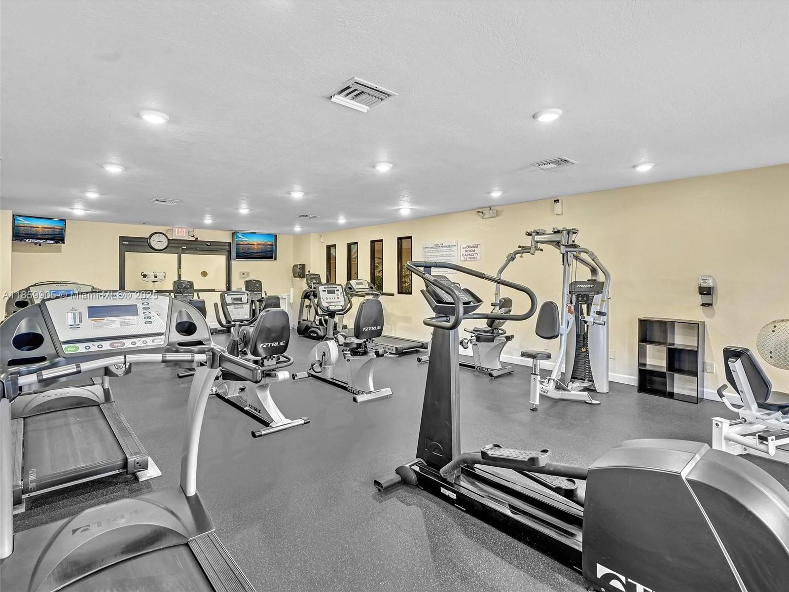 SUNRISE LAKES 25 CONDO - Residential