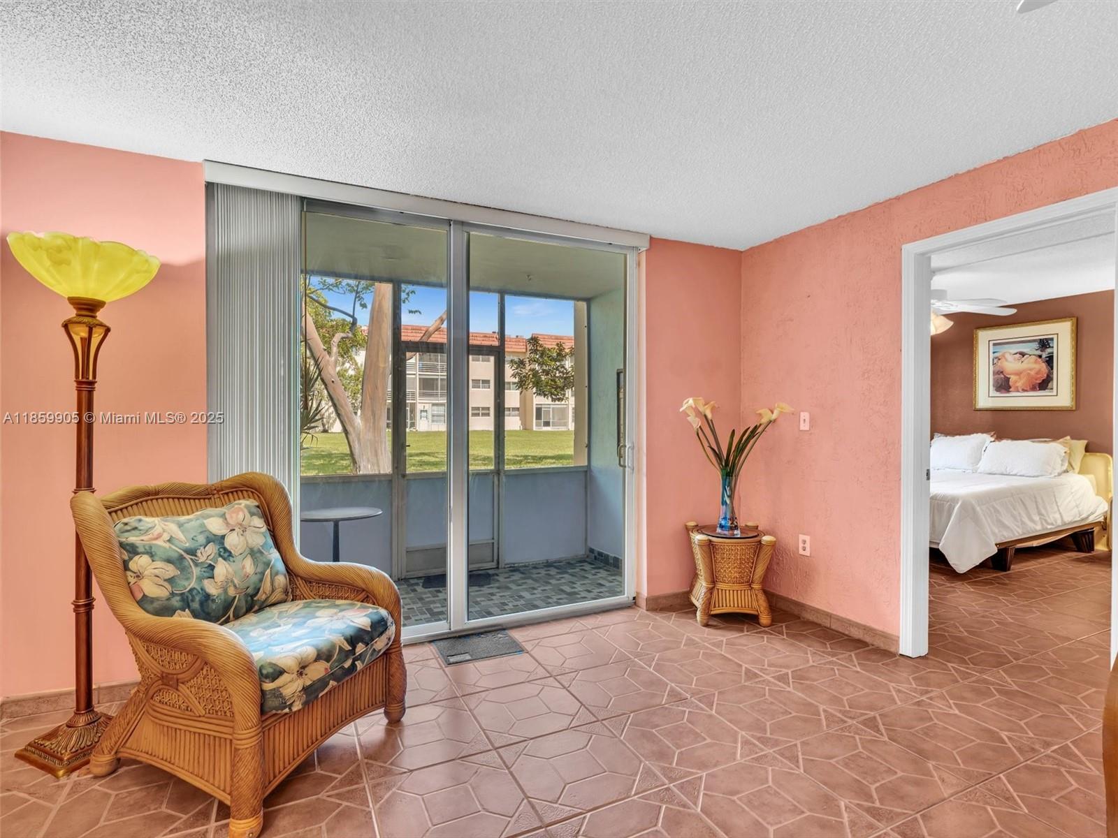 SUNRISE LAKES 25 CONDO - Residential