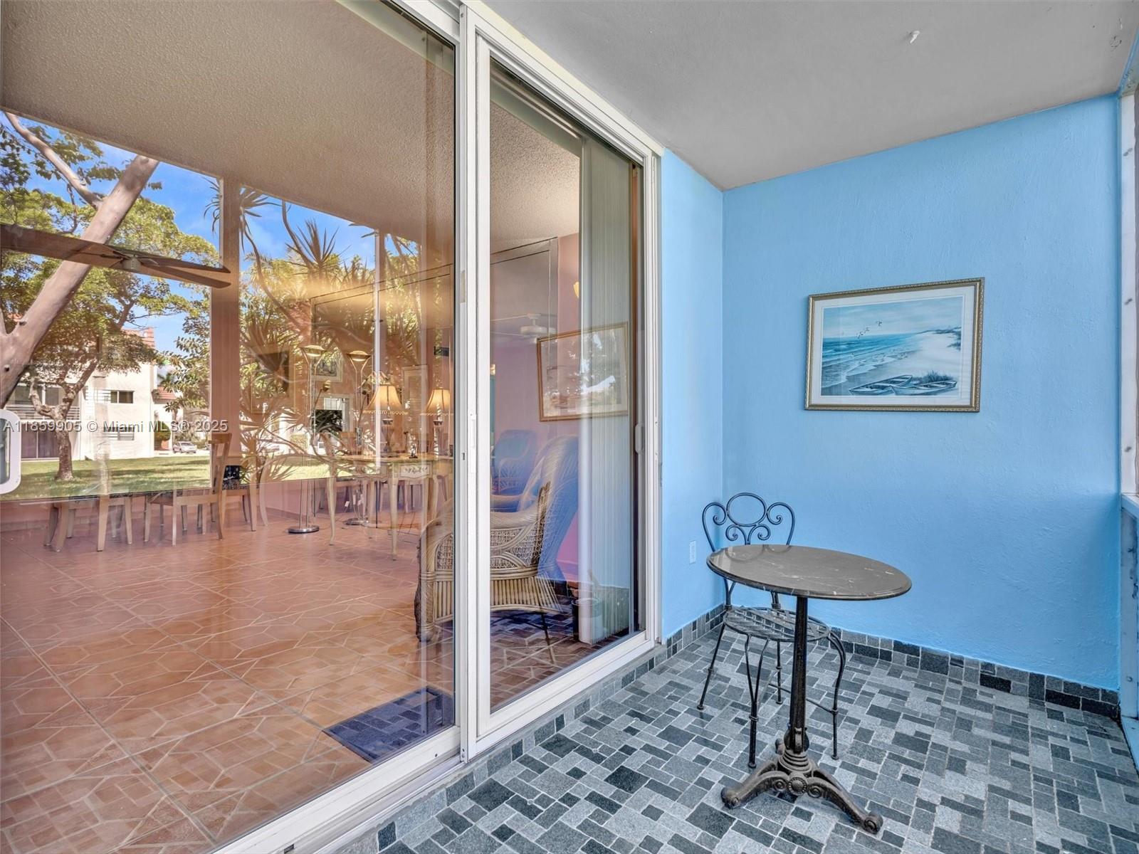 SUNRISE LAKES 25 CONDO - Residential