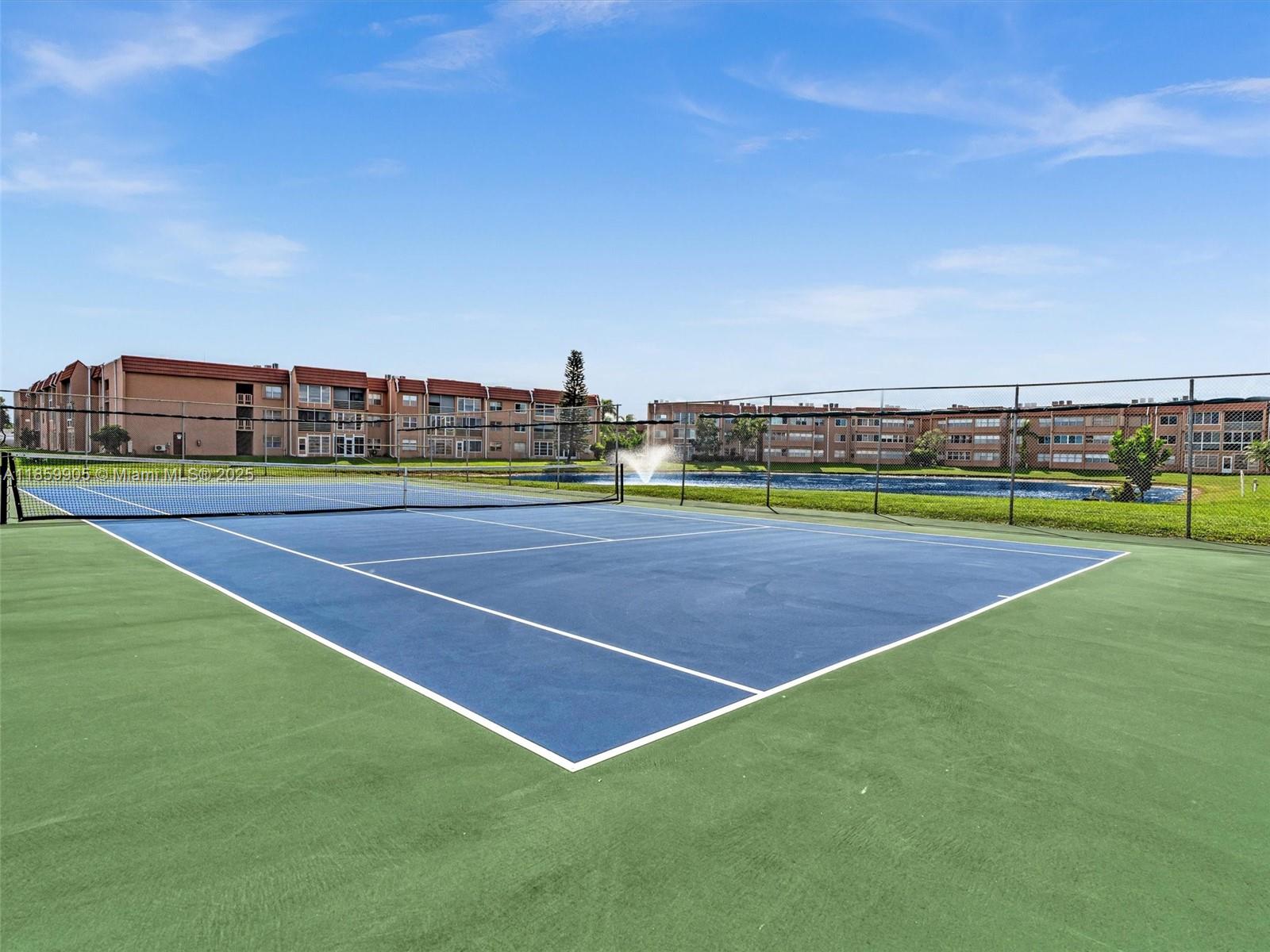 SUNRISE LAKES 25 CONDO - Residential