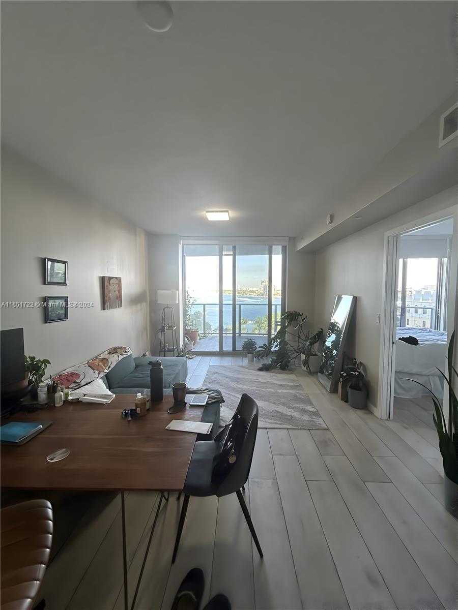 ARIA ON THE BAY CONDO - Residential Lease
