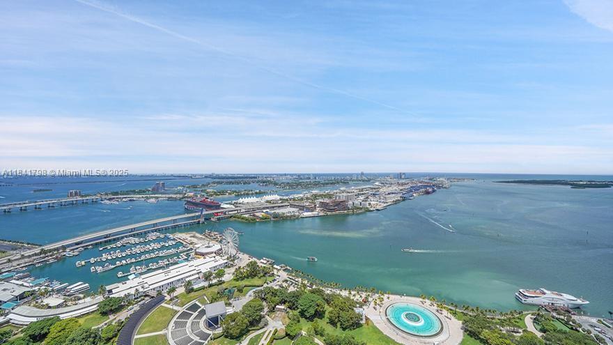 50 Biscayne Blvd 5406