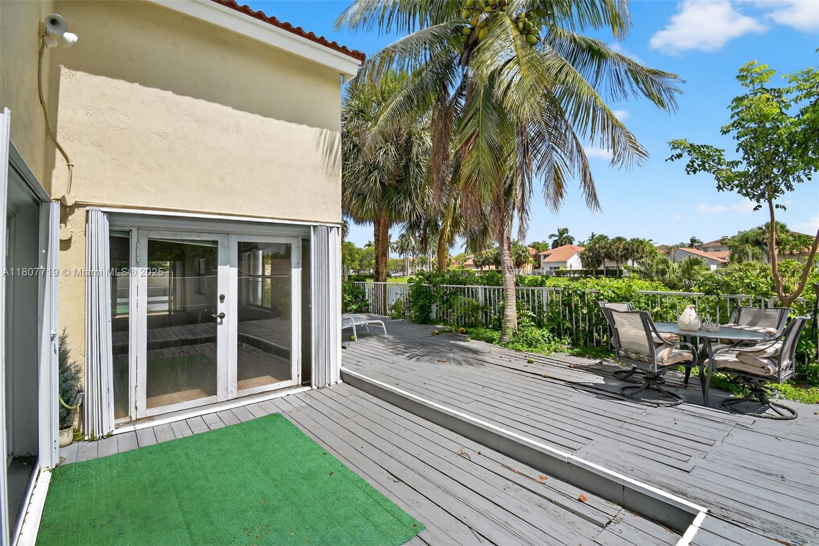 WEST LAKE VILLAGE PLAT - Residential