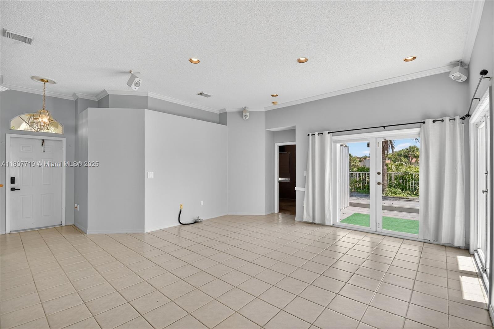 WEST LAKE VILLAGE PLAT - Residential