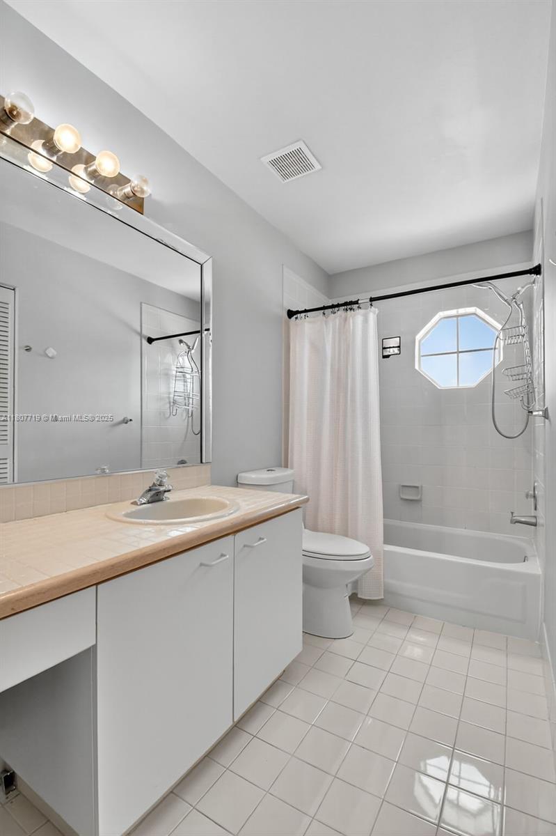 WEST LAKE VILLAGE PLAT - Residential