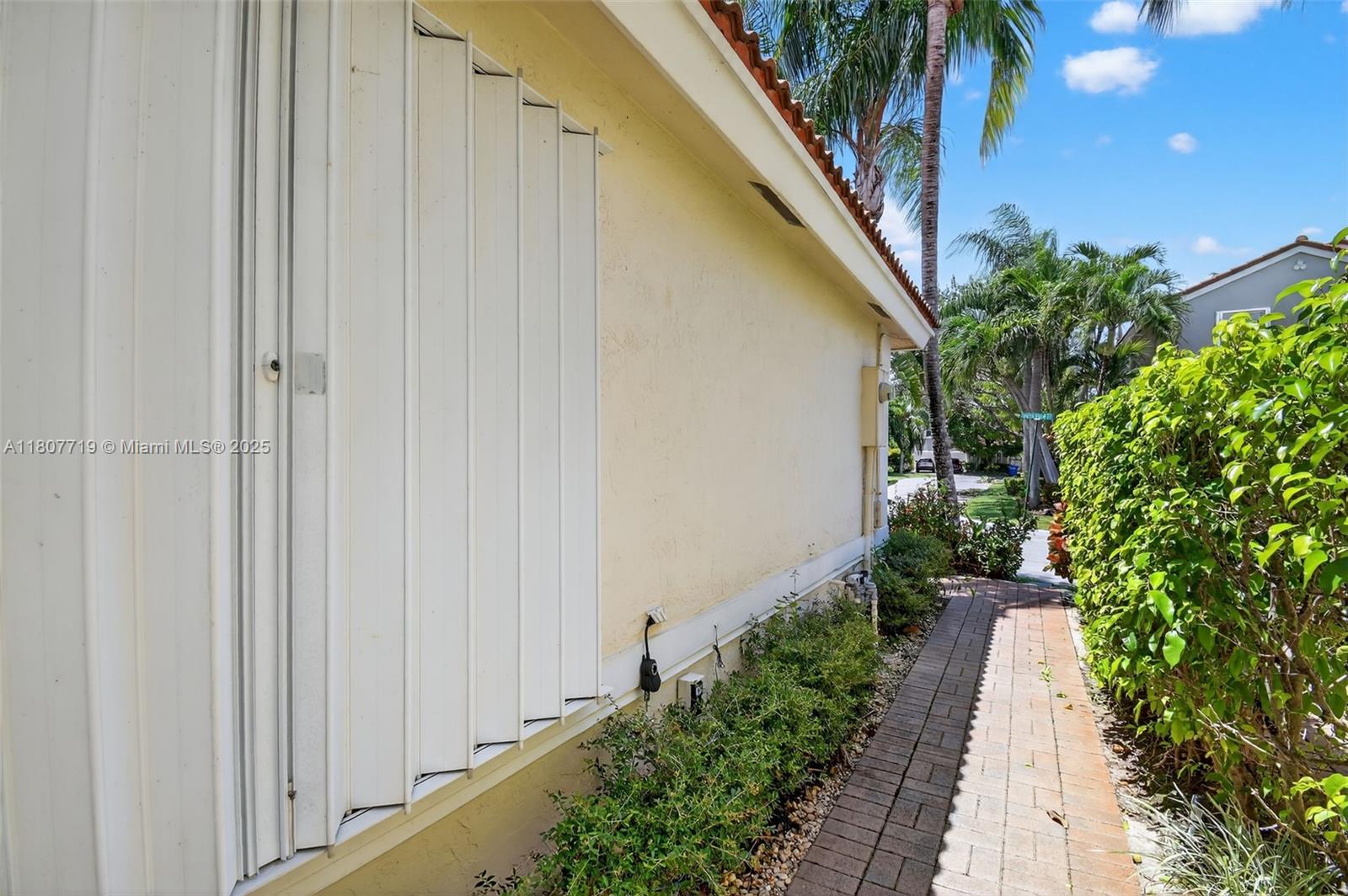 WEST LAKE VILLAGE PLAT - Residential