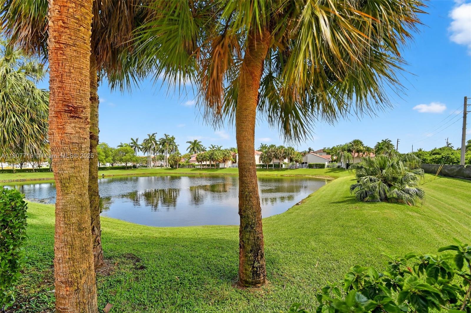 1150 Queen Palm Ct