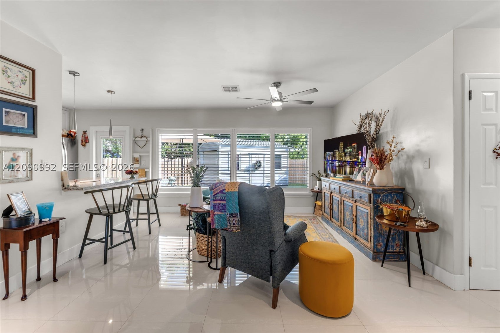 6891 SW 48th Ter, Miami, FL, 33155/$875,000 4 6891 SW 48th Ter