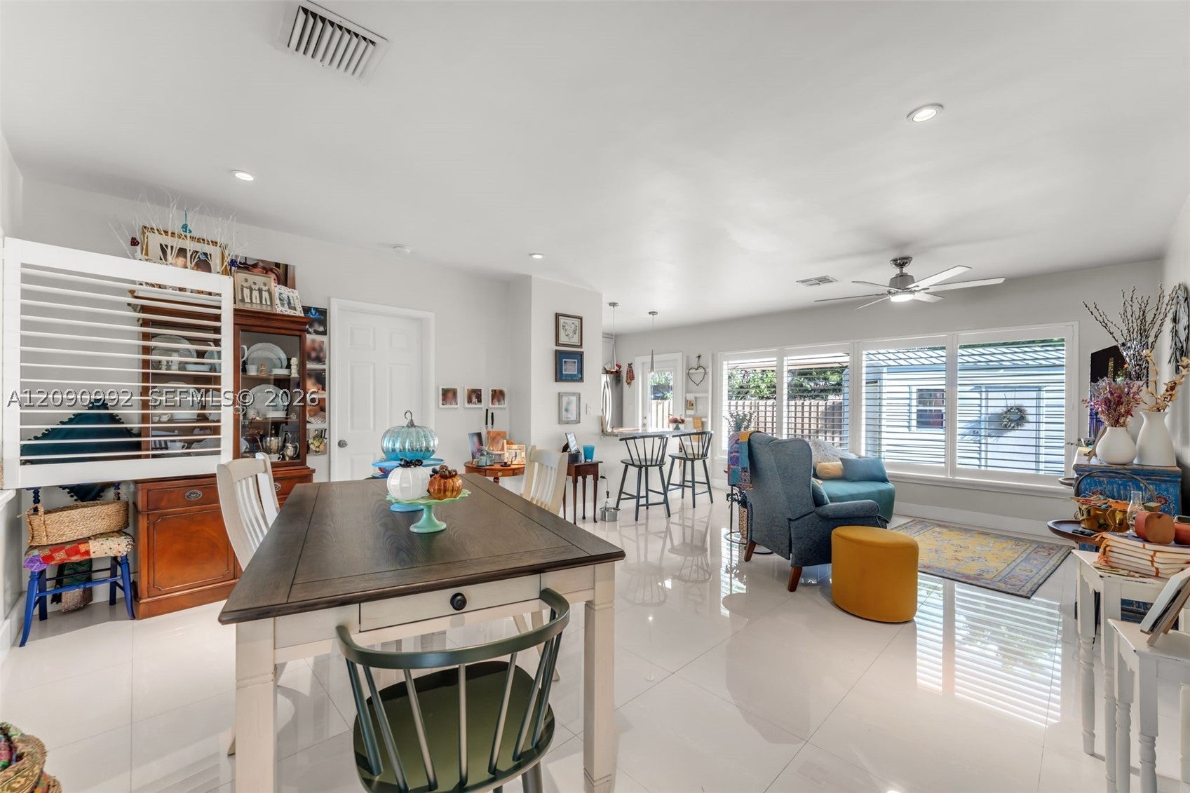 6891 SW 48th Ter, Miami, FL, 33155/$875,000 3 6891 SW 48th Ter