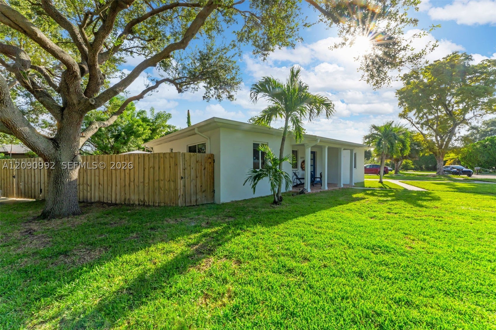 6891 SW 48th Ter, Miami, FL, 33155/$875,000 2 6891 SW 48th Ter