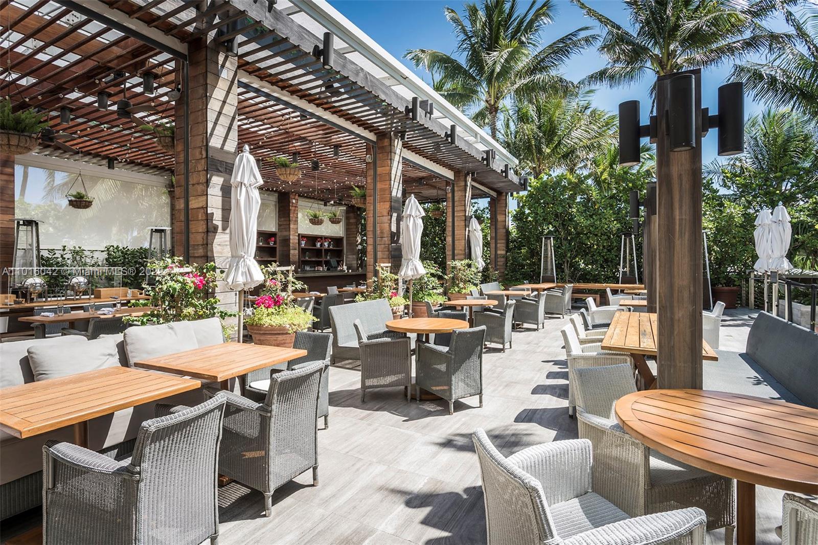 2901 COLLINS CONDO - Residential