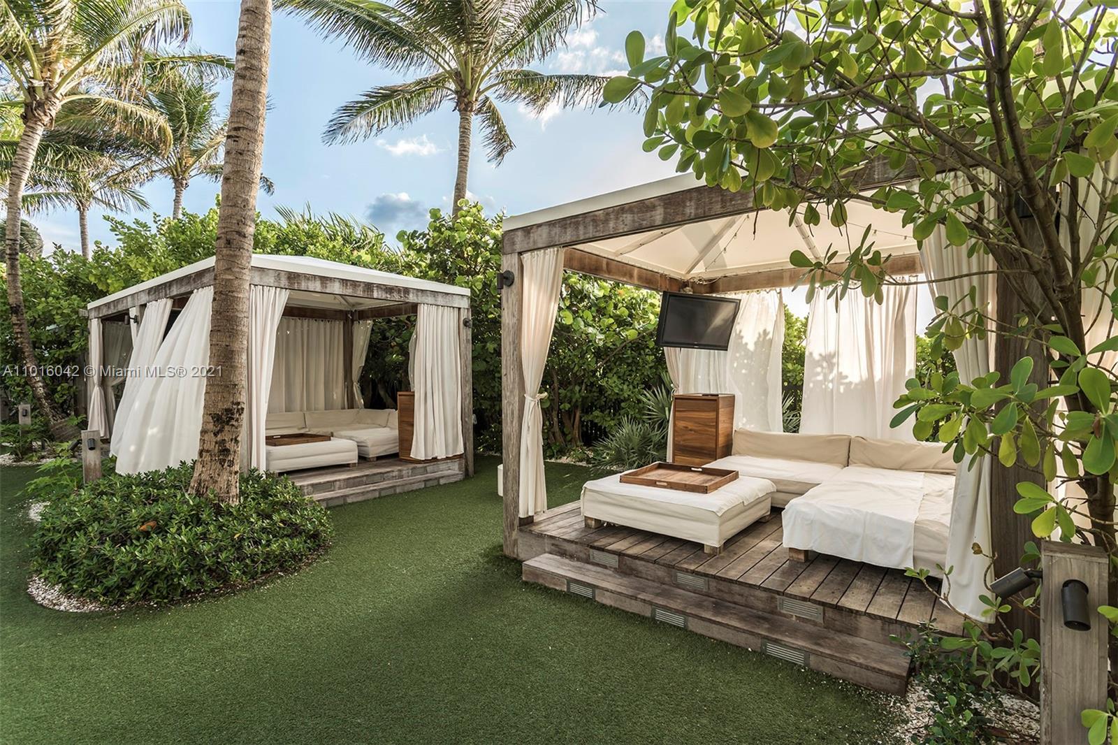 2901 COLLINS CONDO - Residential