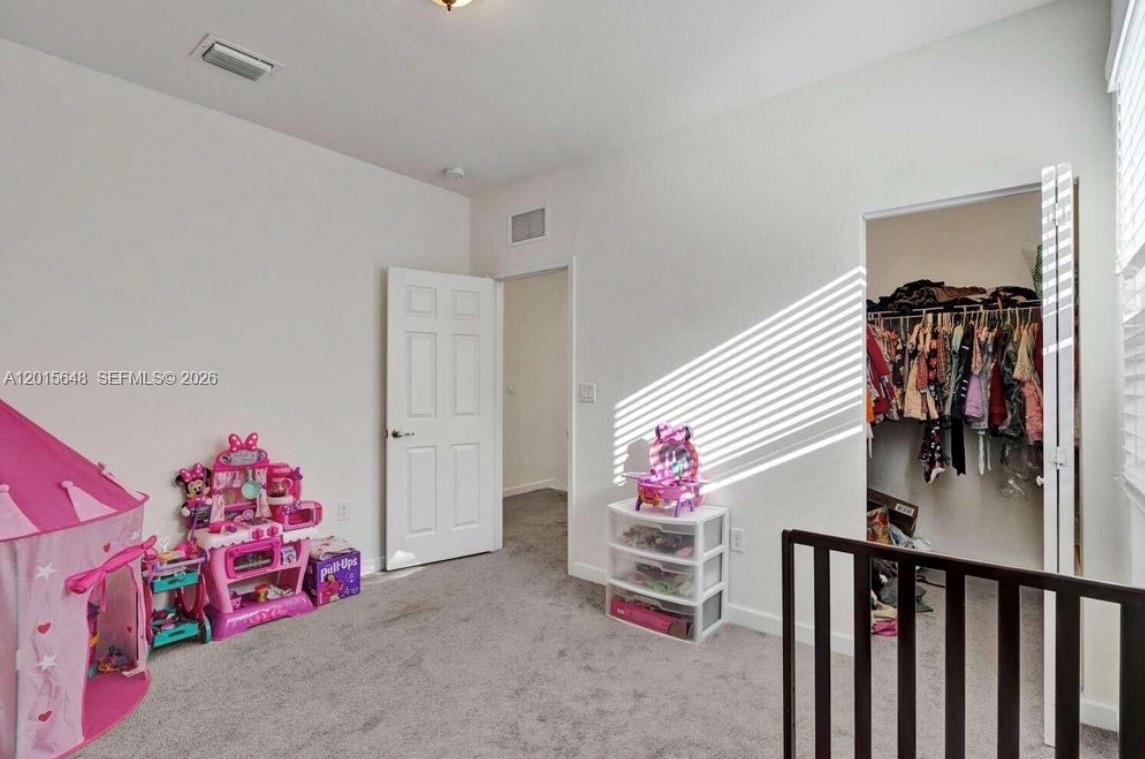 AQUABELLA SECTION ONE - Residential