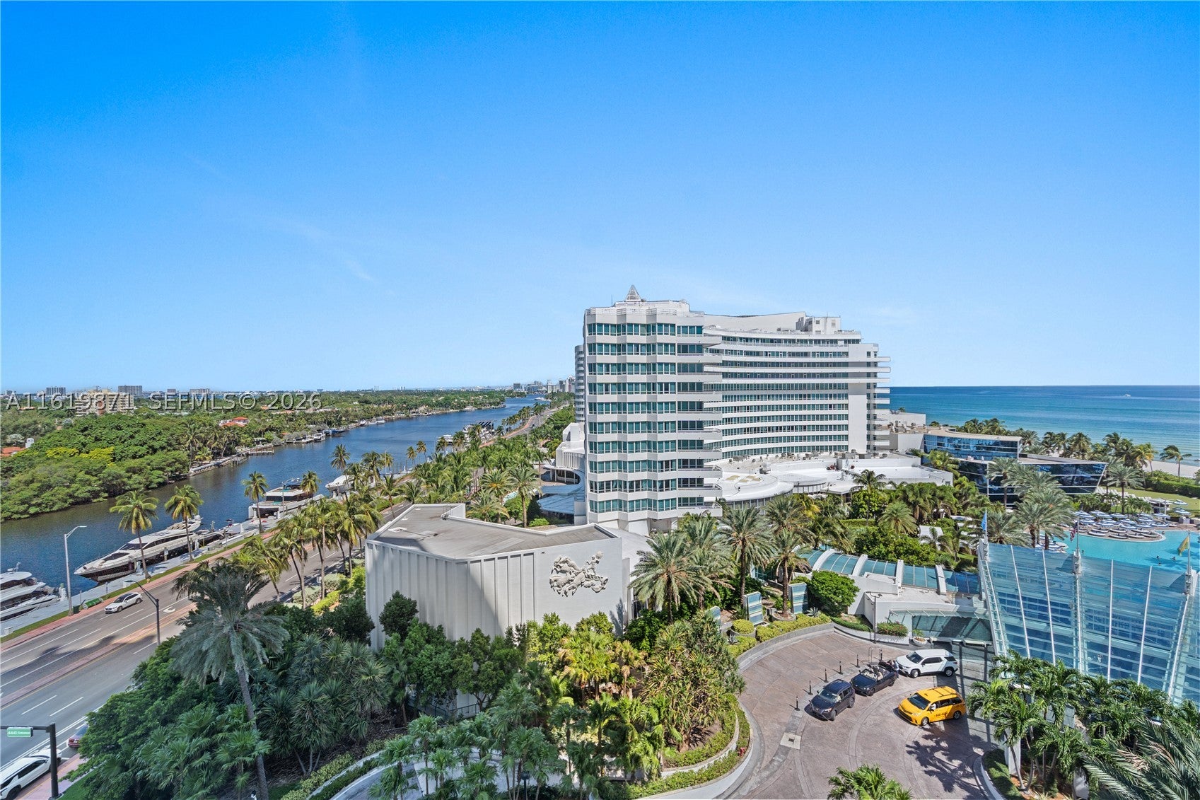 4401 COLLINS AVE 1007