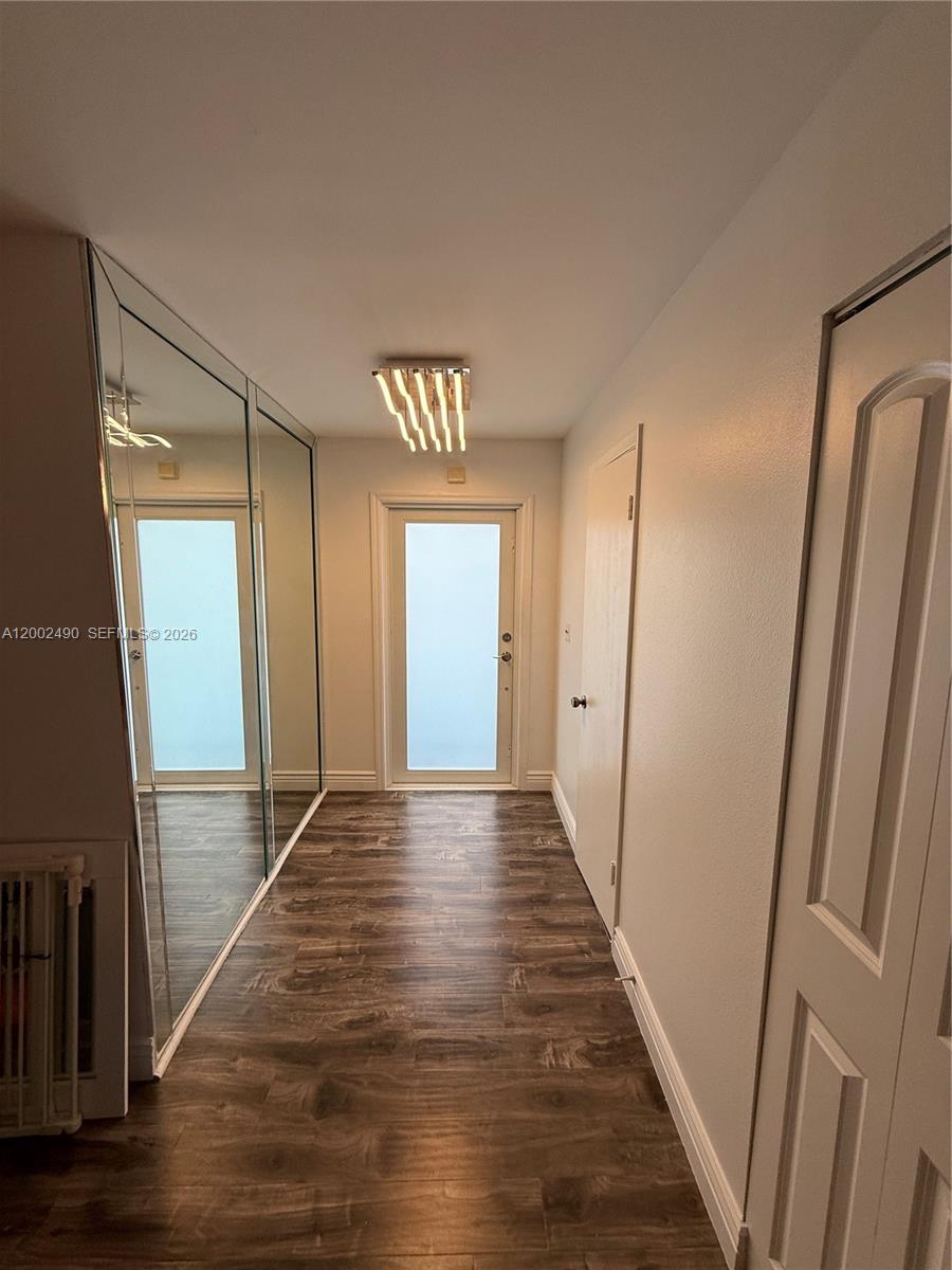 TOWNHOUSES OF VENETIAN - Residential Lease