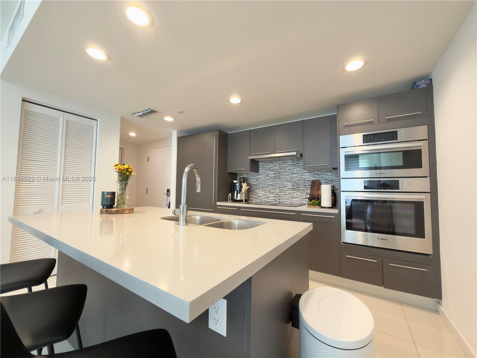 MIDTOWN DORAL CONDO 4 - Residential