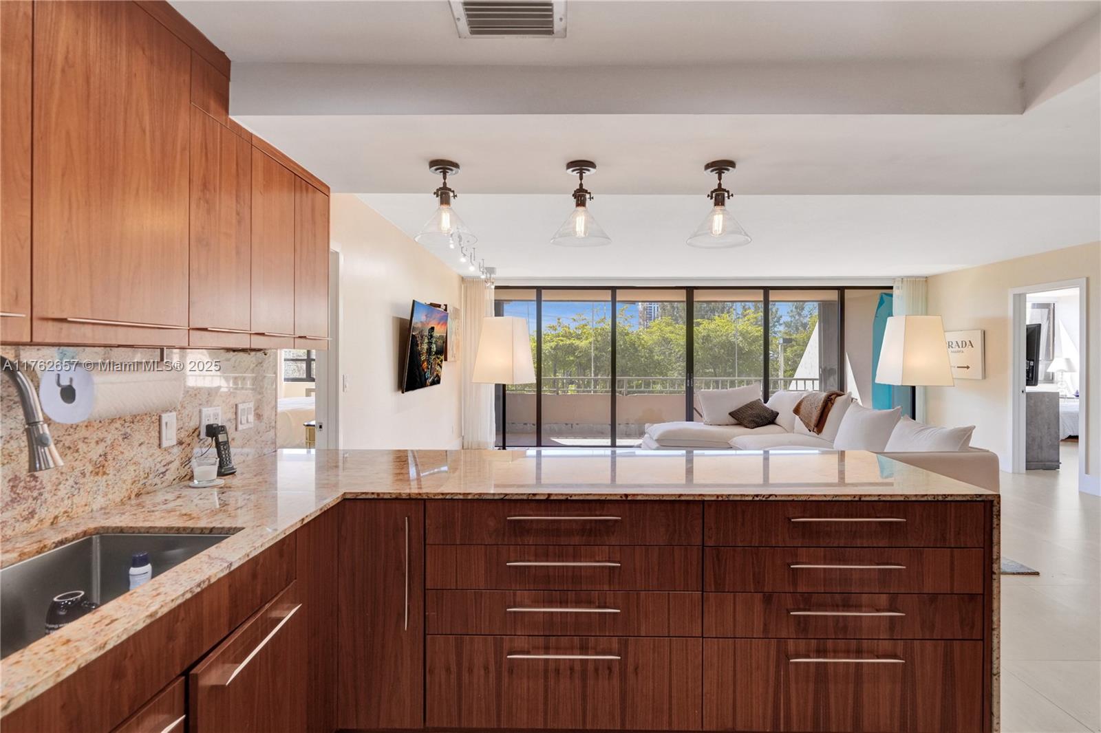 JOCKEY CLUB III CONDO - Residential