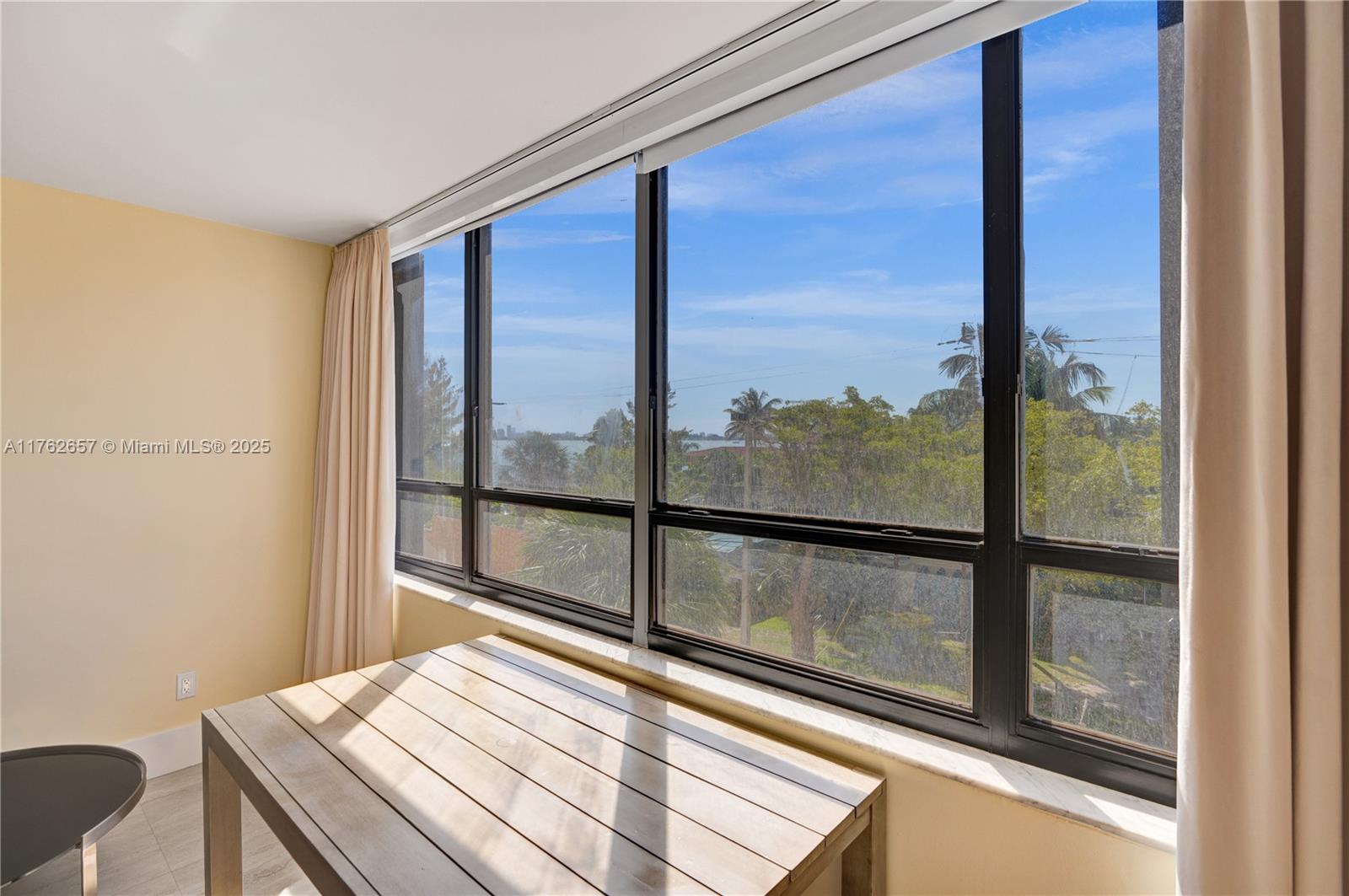 JOCKEY CLUB III CONDO - Residential