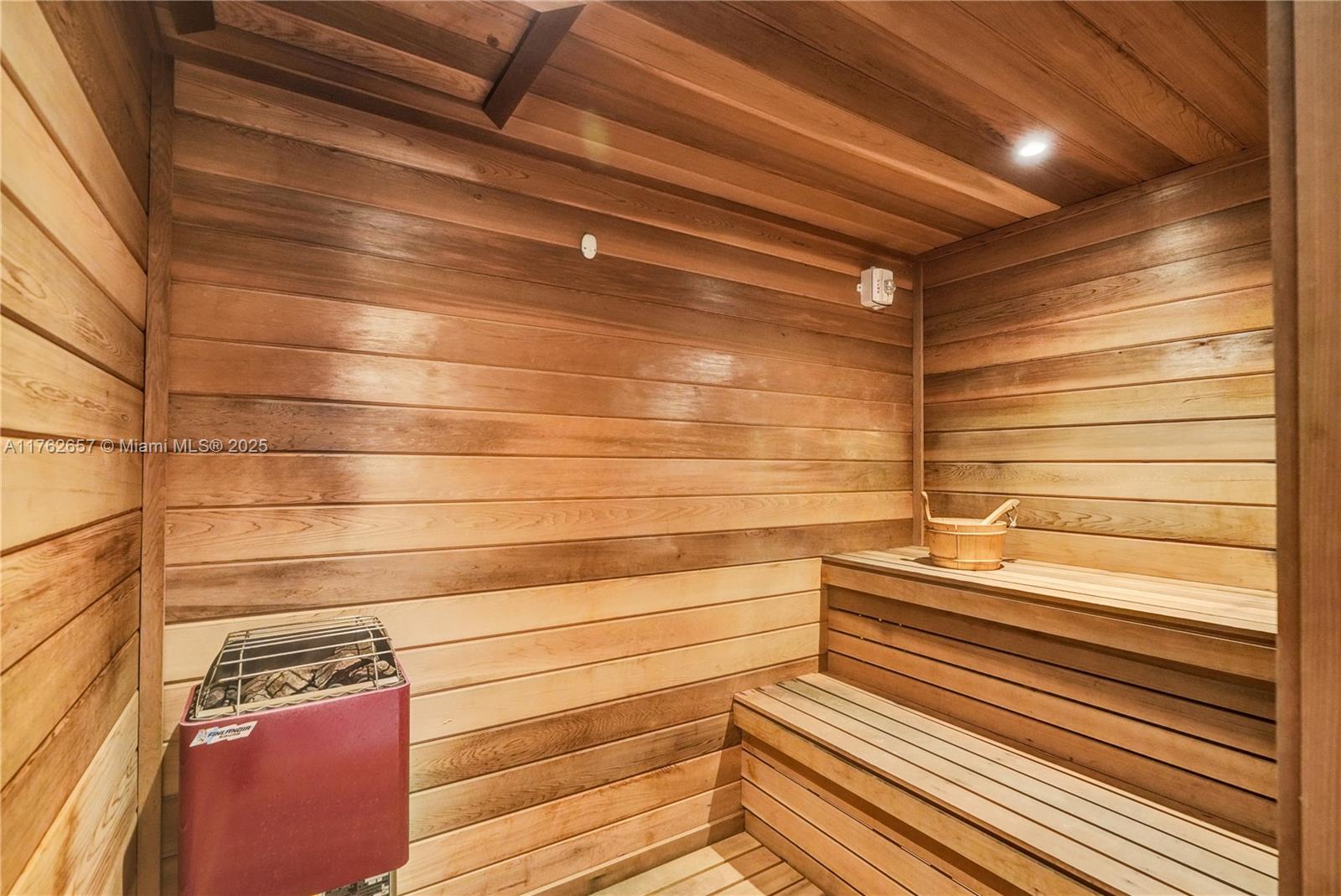 JOCKEY CLUB III CONDO - Residential