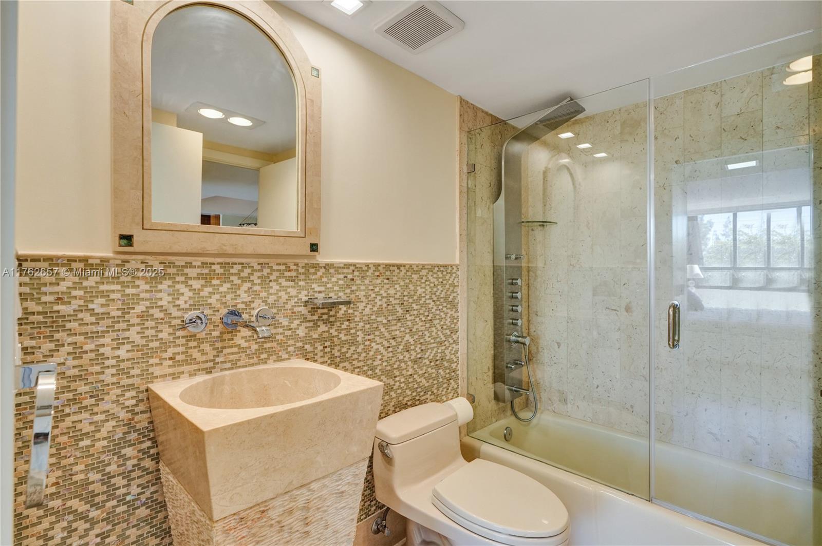 JOCKEY CLUB III CONDO - Residential