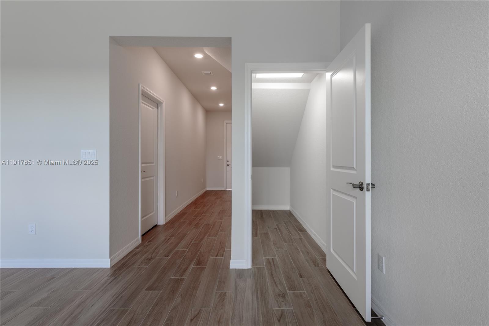 parkview at hillcrest - Residential