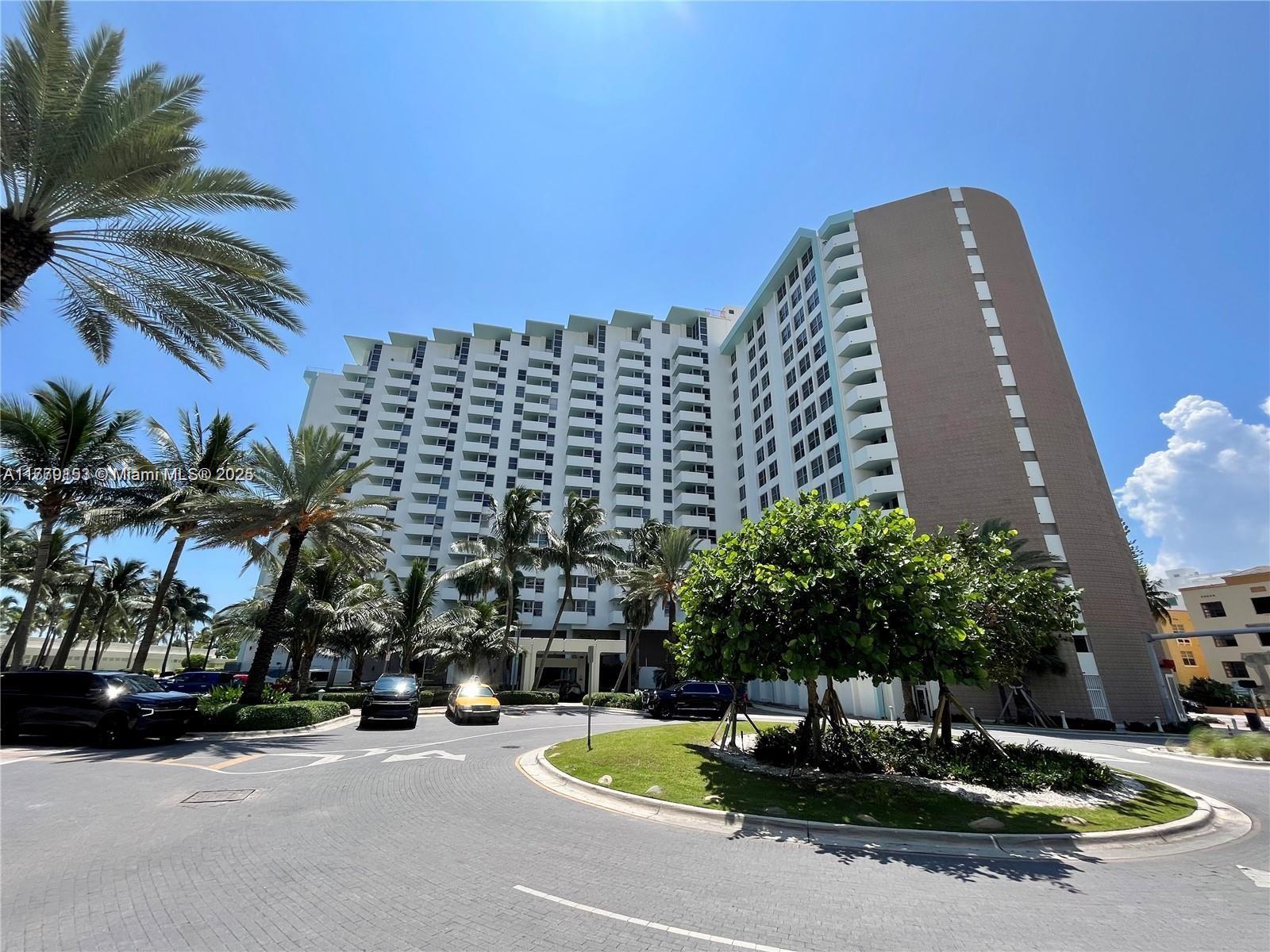 Property for Sale at 2899 Collins Ave 1233, Miami Beach, Miami-Dade County, Florida - Bathrooms: 1  - $330,000