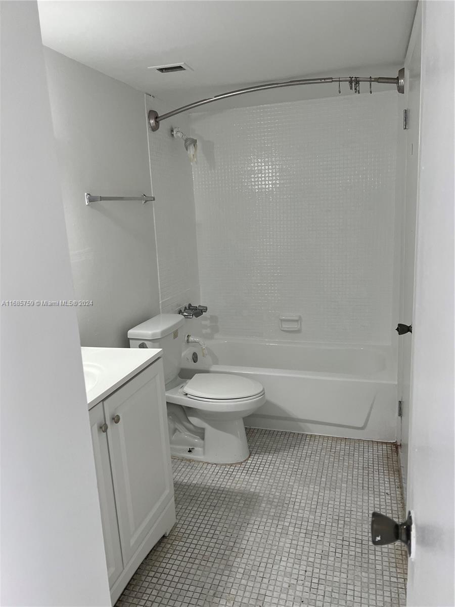 MONTECARLO CONDO - Residential