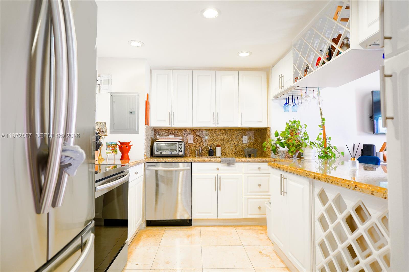 JOCKEY CLUB CONDO - Residential