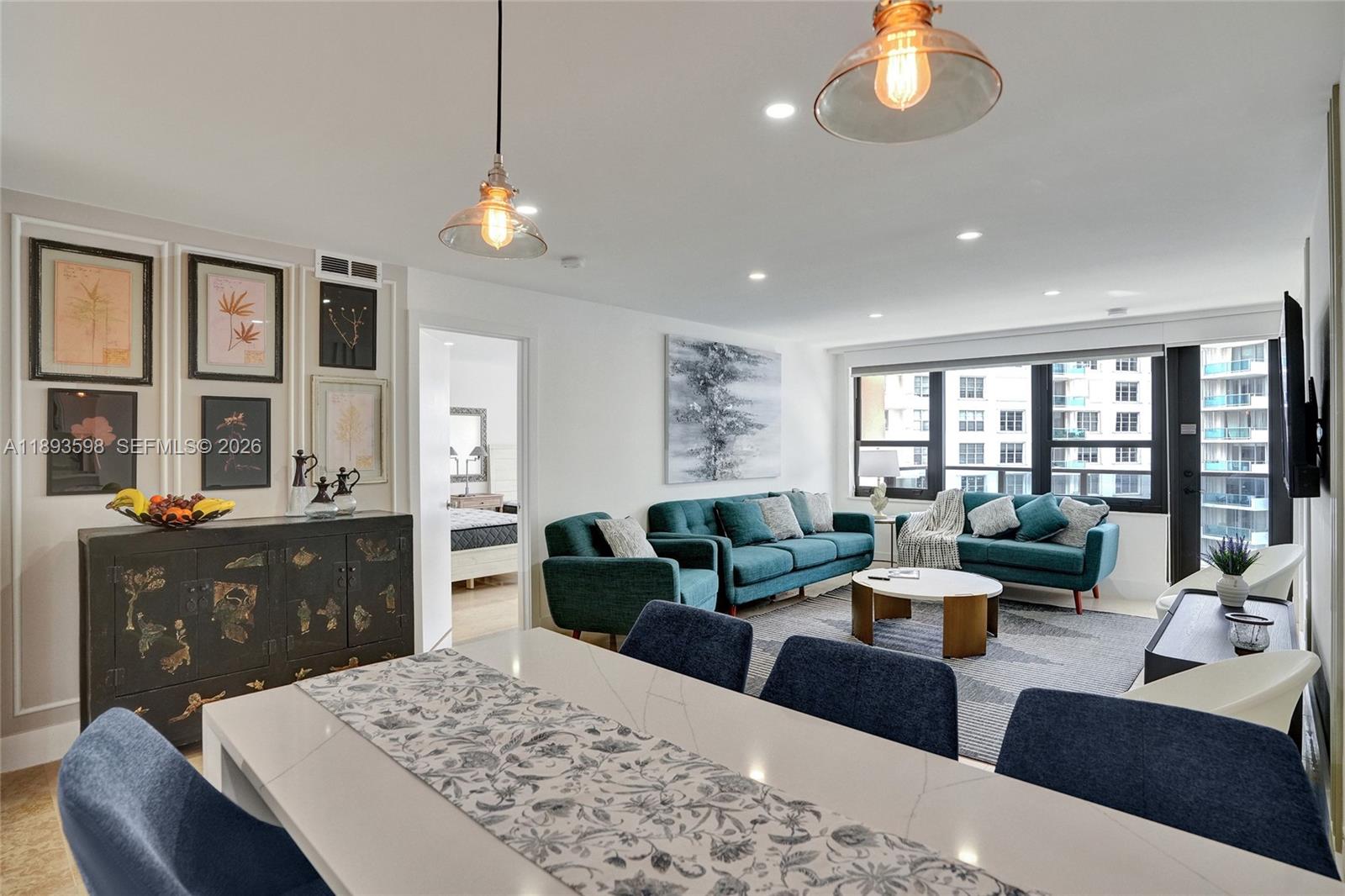 THE ALEXANDER CONDO - Residential