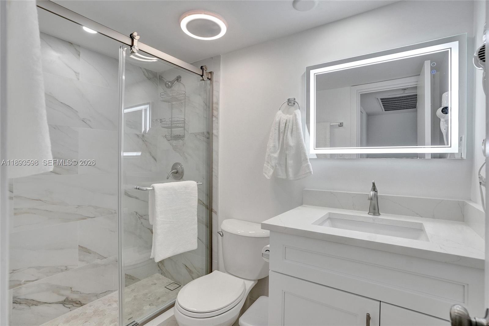 THE ALEXANDER CONDO - Residential