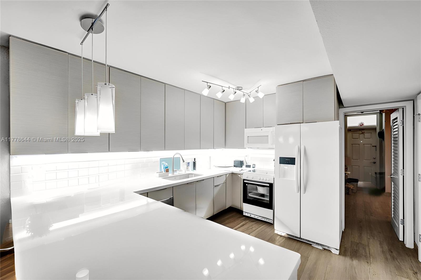 PRESIDENT CO-OP - Residential