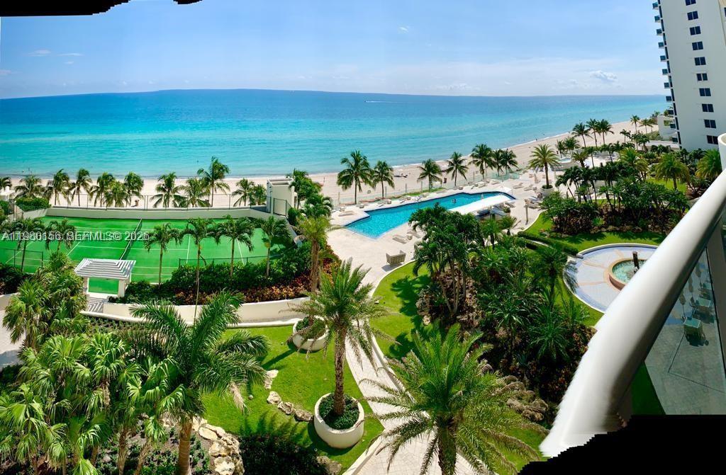 19111 Collins Ave 803