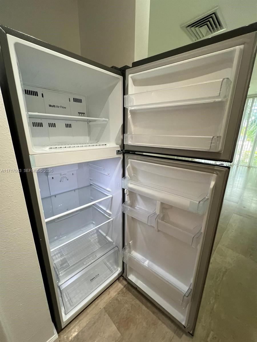 HARBOUR HOUSE - Residential