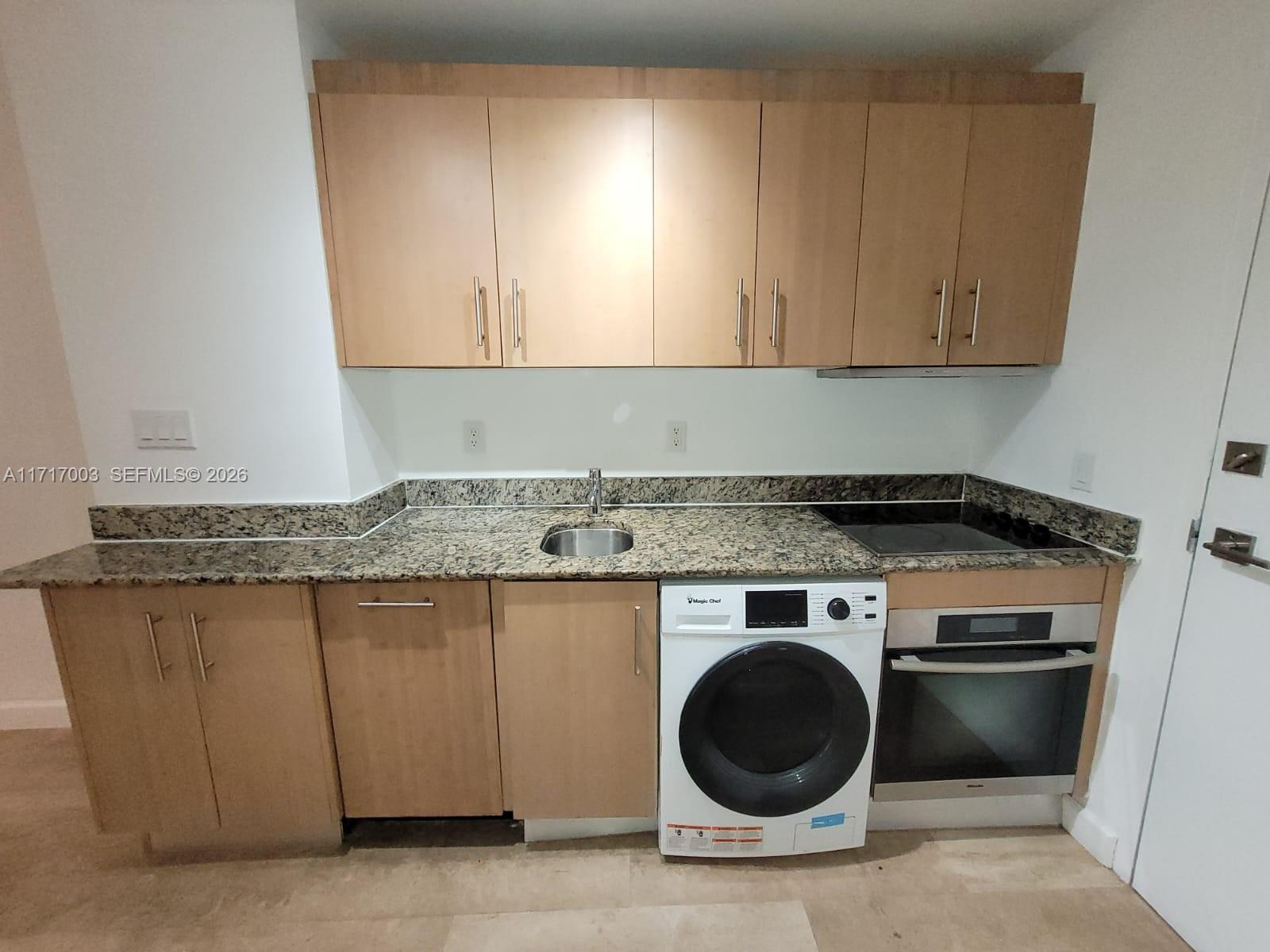 HARBOUR HOUSE - Residential