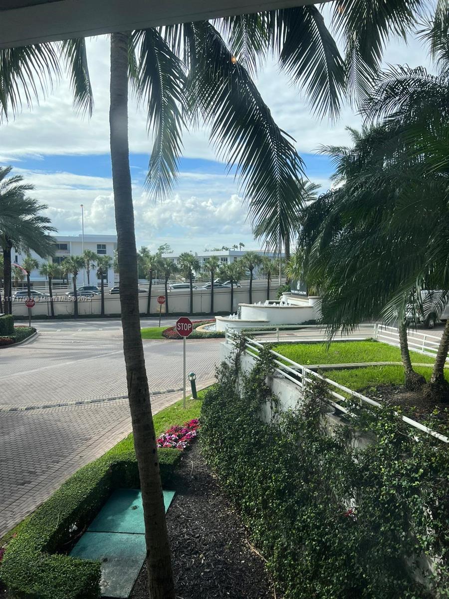 HARBOUR HOUSE - Residential