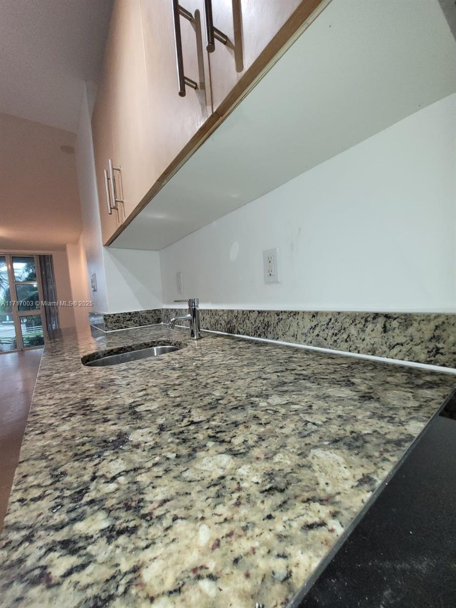 HARBOUR HOUSE - Residential