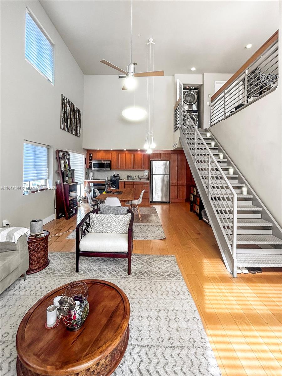 7744 Collins Ave 21