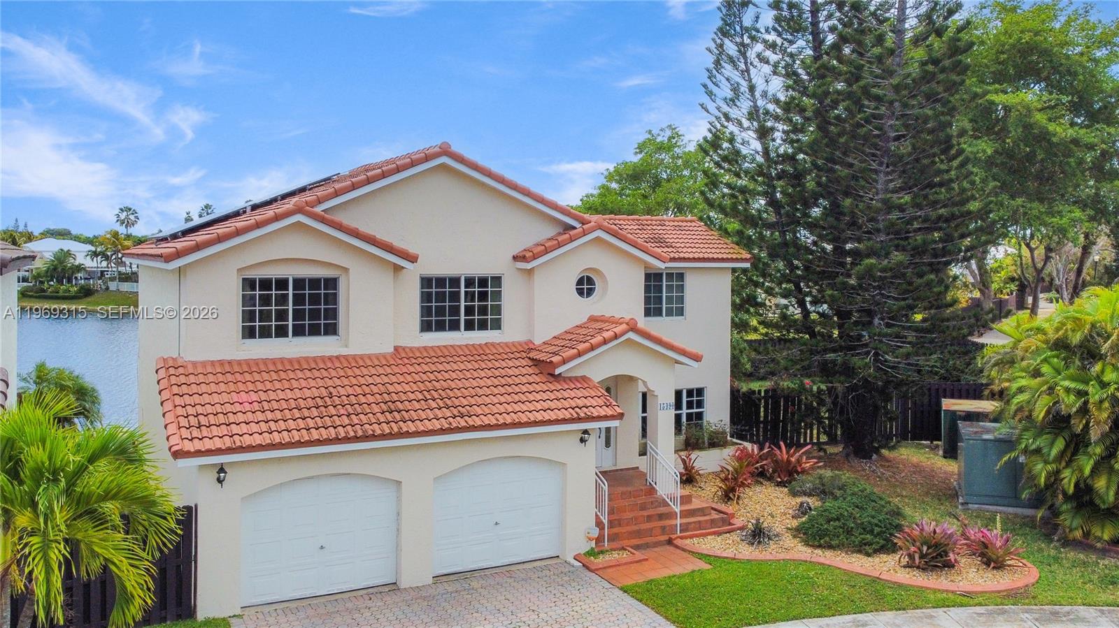 IMPERIAL GROUP - Residential