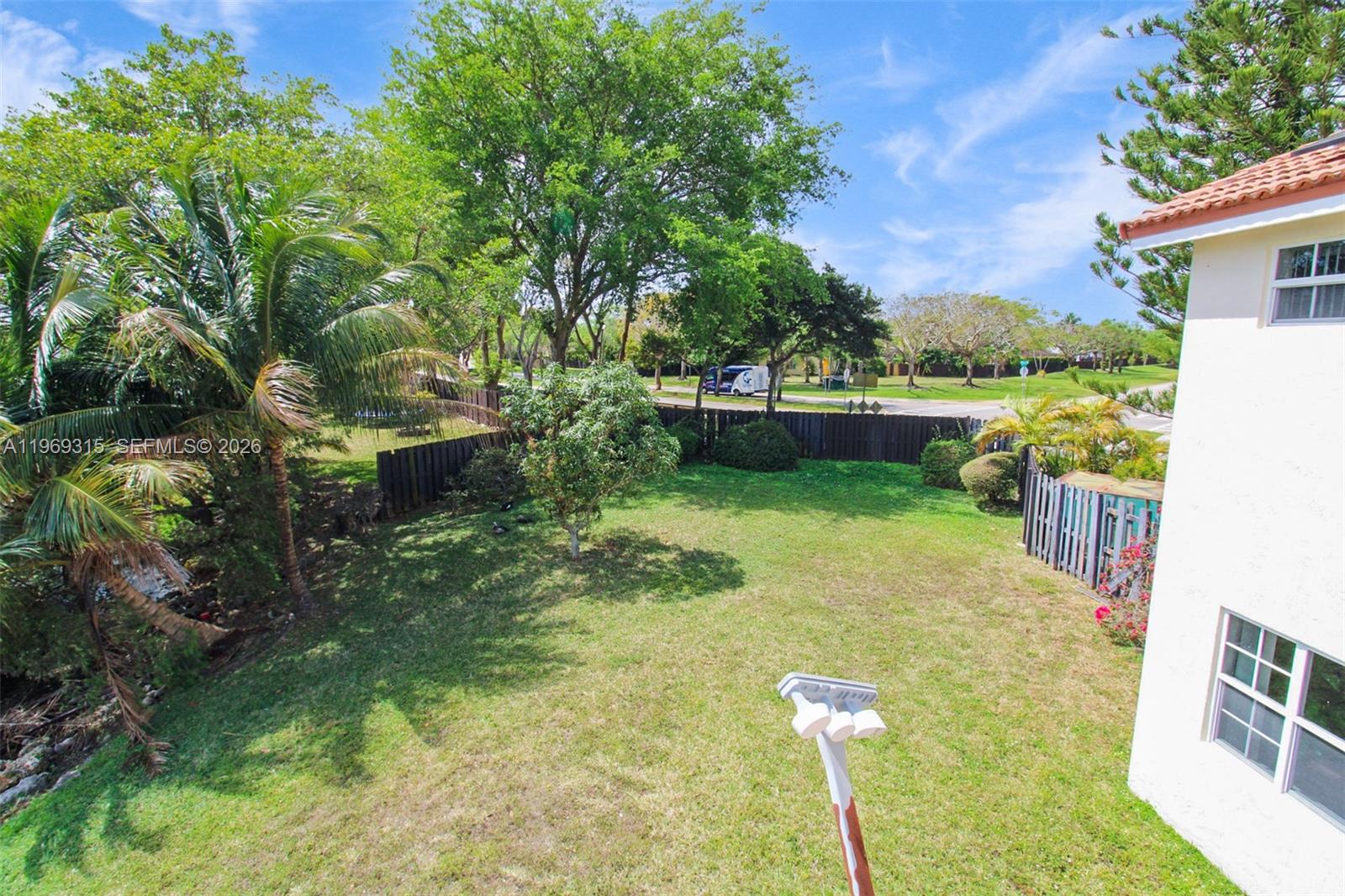 IMPERIAL GROUP - Residential