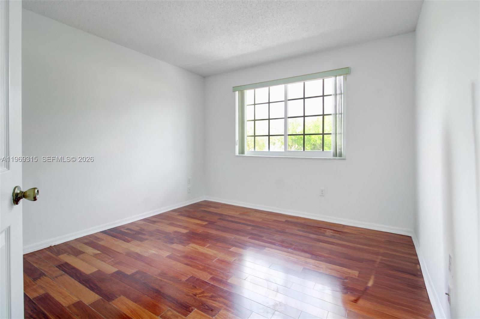 IMPERIAL GROUP - Residential