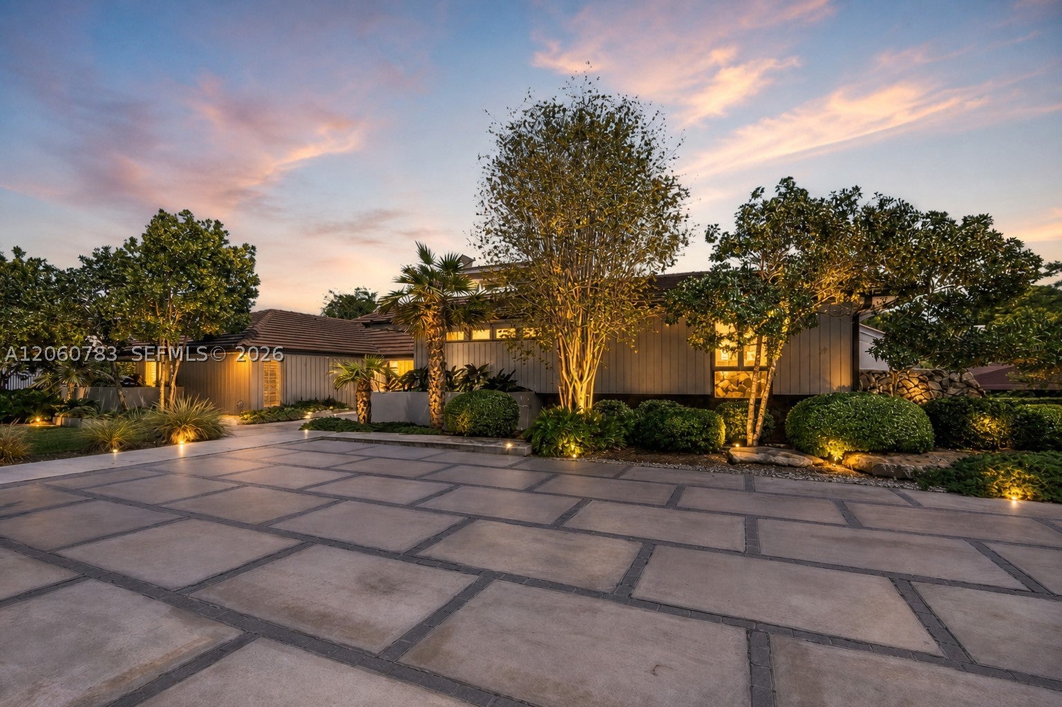 451 Ridge Rd
