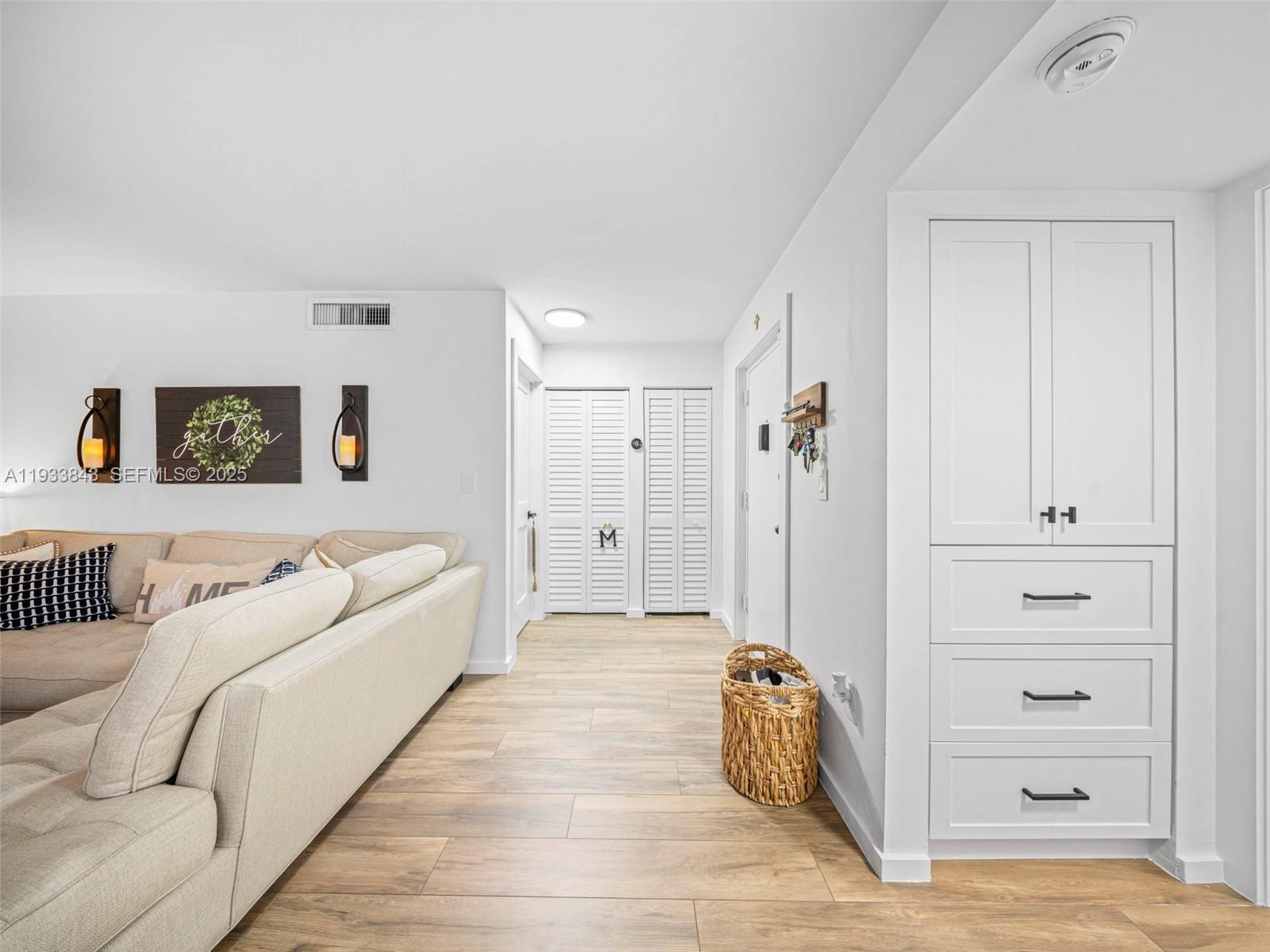 KENLAND BEND SOUTH CONDO - Residential