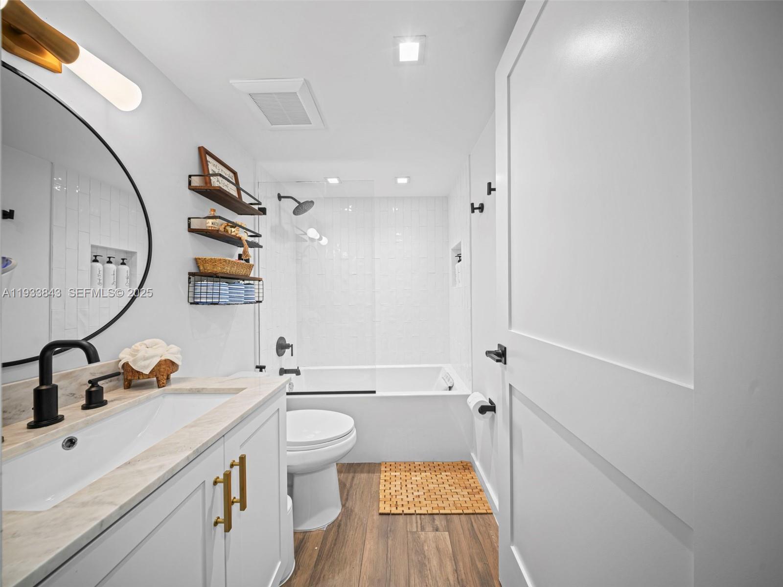 KENLAND BEND SOUTH CONDO - Residential