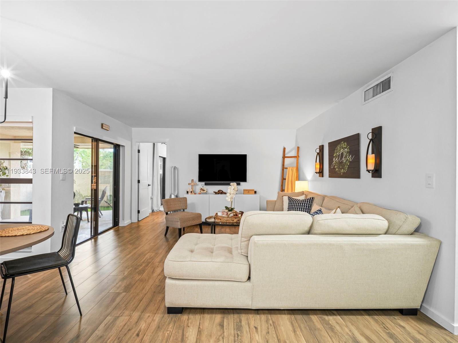 KENLAND BEND SOUTH CONDO - Residential