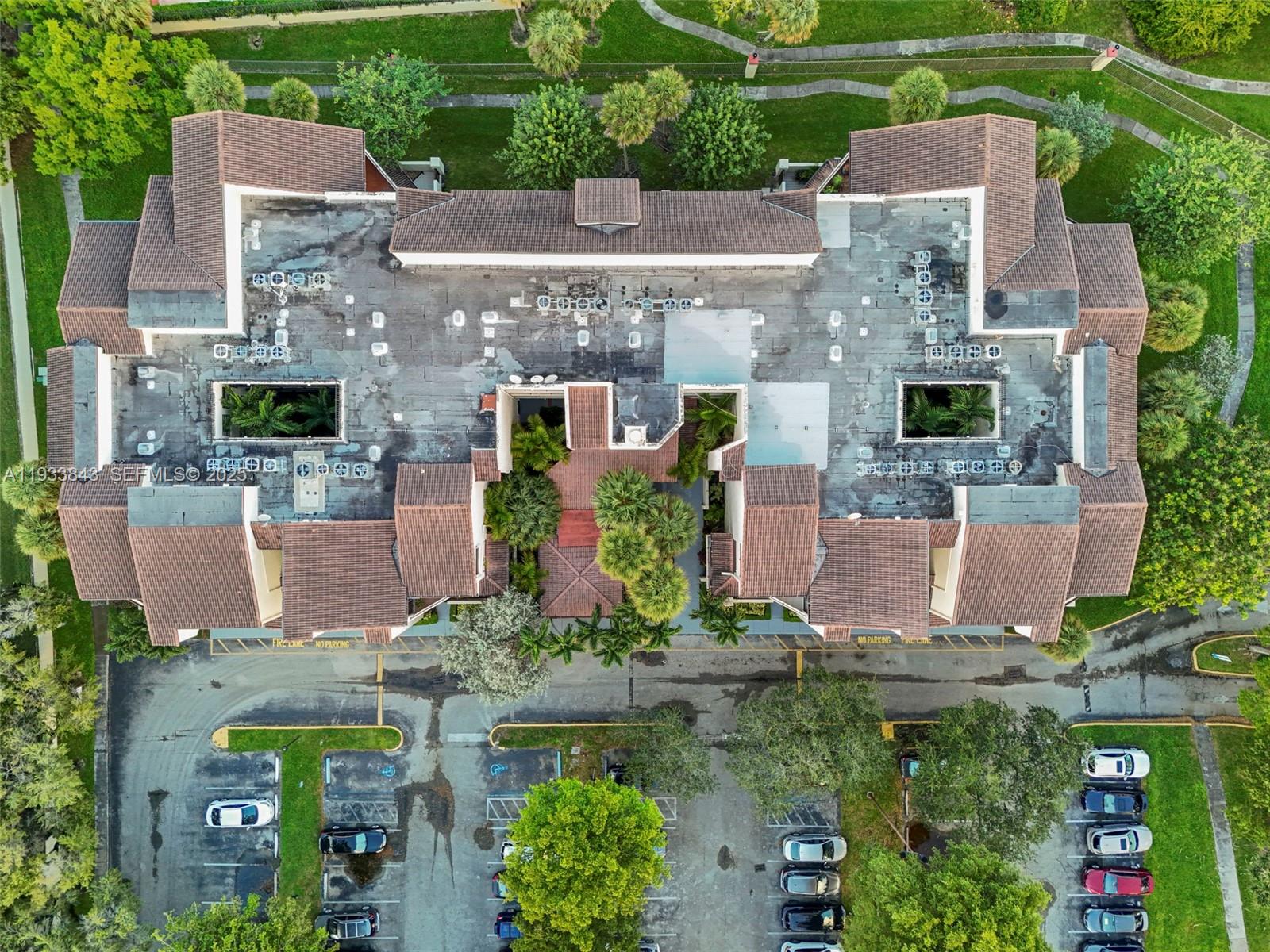 KENLAND BEND SOUTH CONDO - Residential