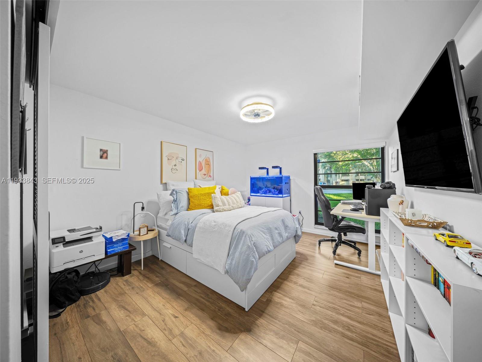 KENLAND BEND SOUTH CONDO - Residential