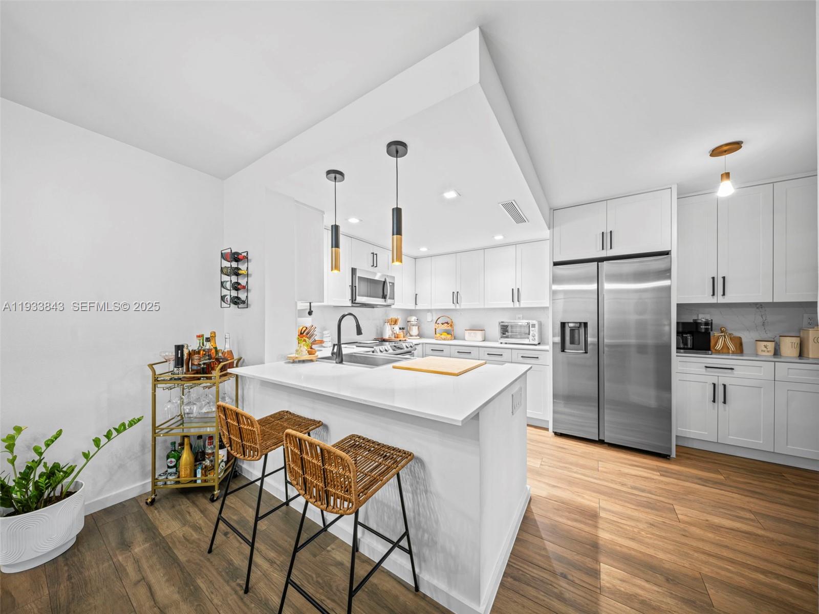 KENLAND BEND SOUTH CONDO - Residential