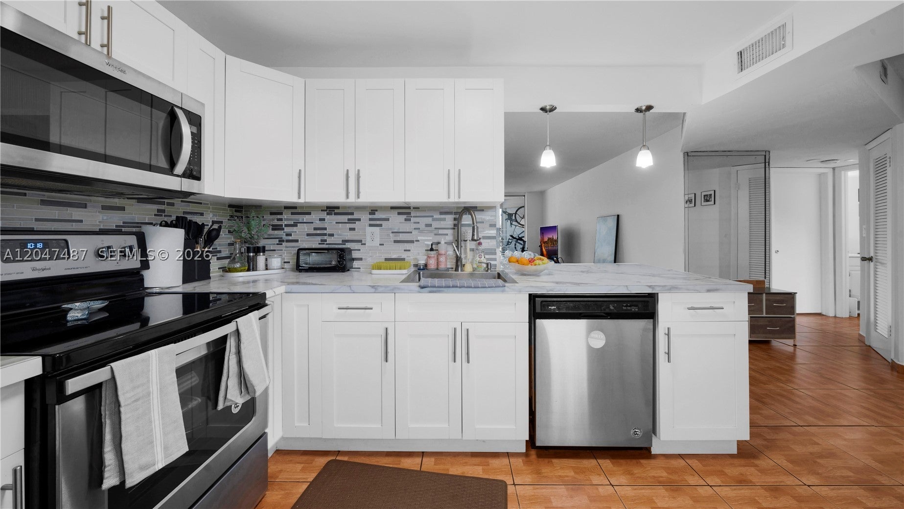 1101 NE 191st St H314