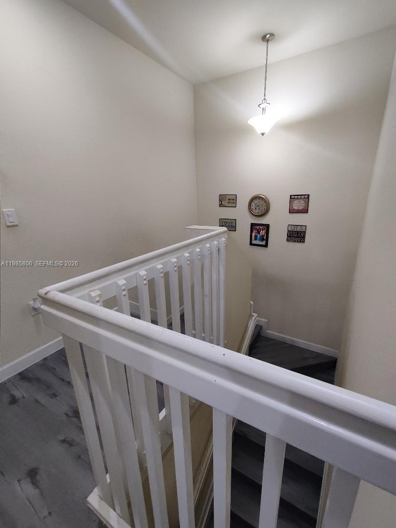 KENDALL COMMONS TOWNHOMES - Residential Lease