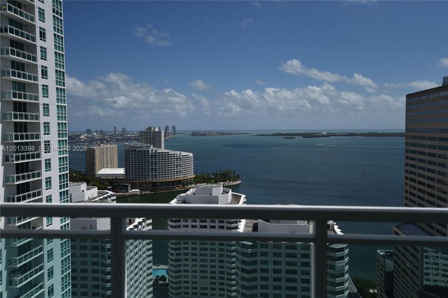 Stunning, one-of-a-kind views from this furnished 2BD/2BA condo in the heart of Brickell! Features include a European-style open kitchen, walk-in closets with built-ins, wood laminate floors and freshly painted interiors.  Full-service building with 2 pools, gym, valet and 24-hour concierge. Walk to work, dining and entertainment.